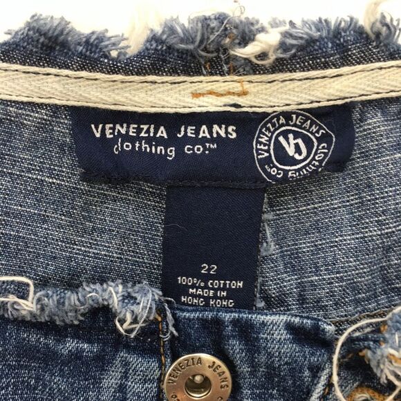 Venezia Raw Hem Cut Off Jean Shorts - Picture 6 of 6